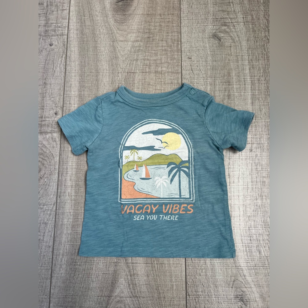 Little Co. by Lauren Conrad Kids Tee with Beach Graphic Size 12 Months